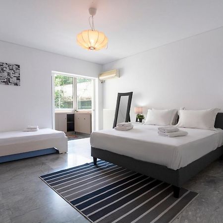 Central 3Bd Apt. Near Acropolis アテネ エクステリア 写真