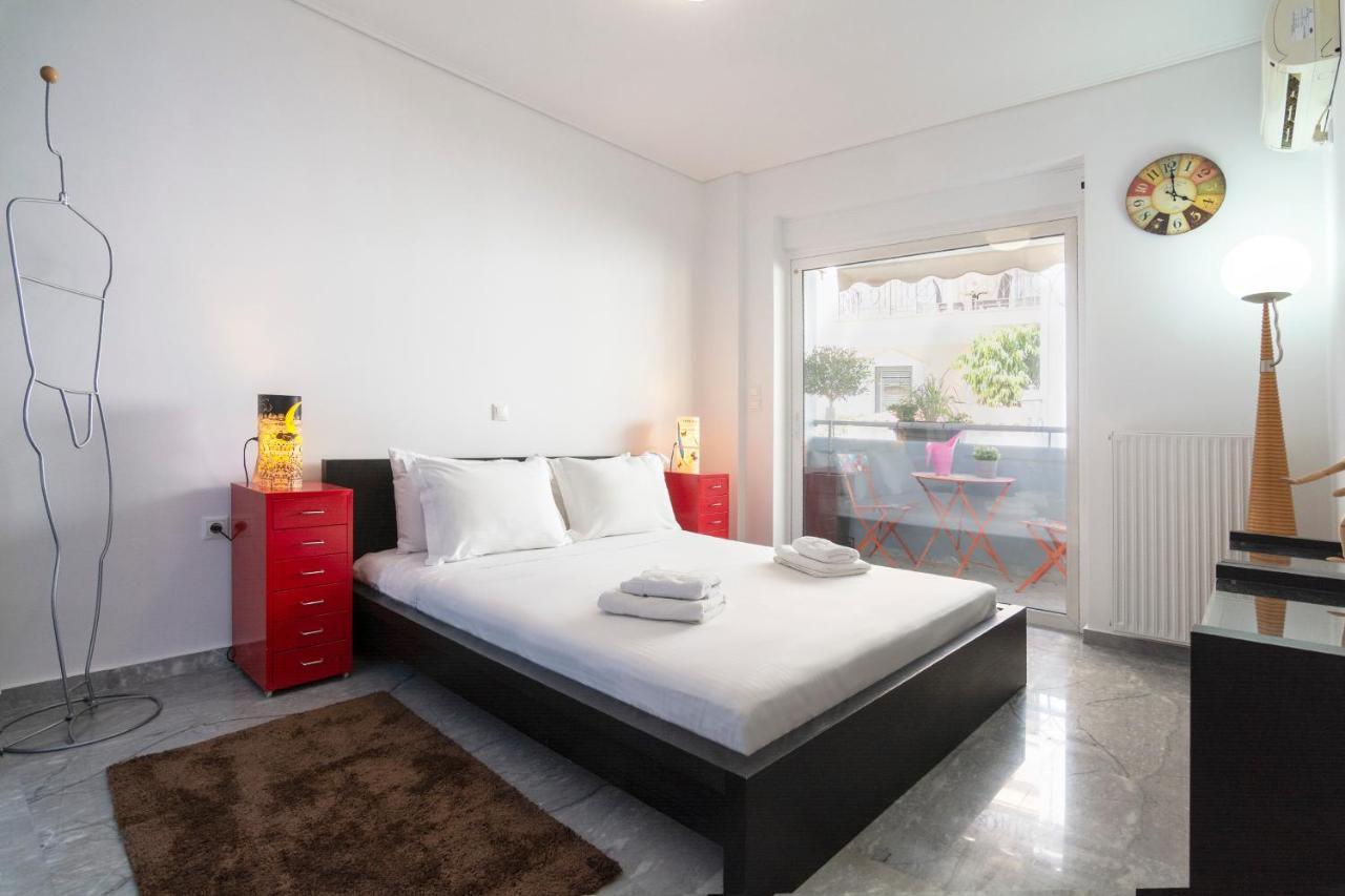 Central 3Bd Apt. Near Acropolis アテネ エクステリア 写真