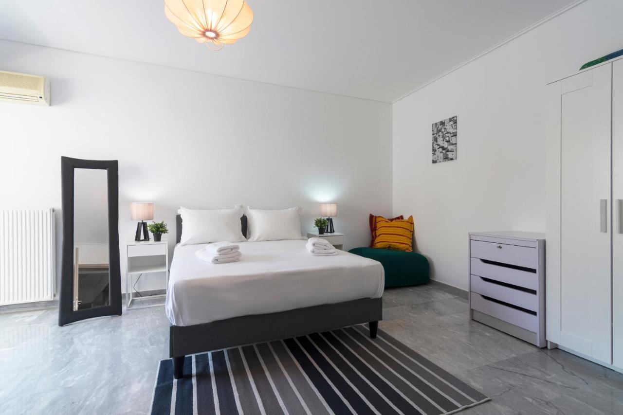 Central 3Bd Apt. Near Acropolis アテネ エクステリア 写真
