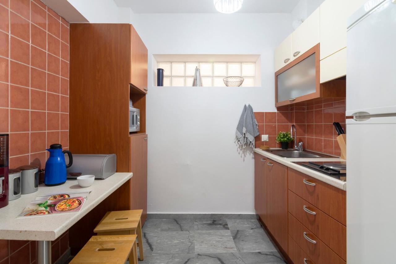 Central 3Bd Apt. Near Acropolis アテネ エクステリア 写真